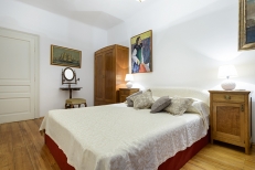 double bed in 2nd bedroom